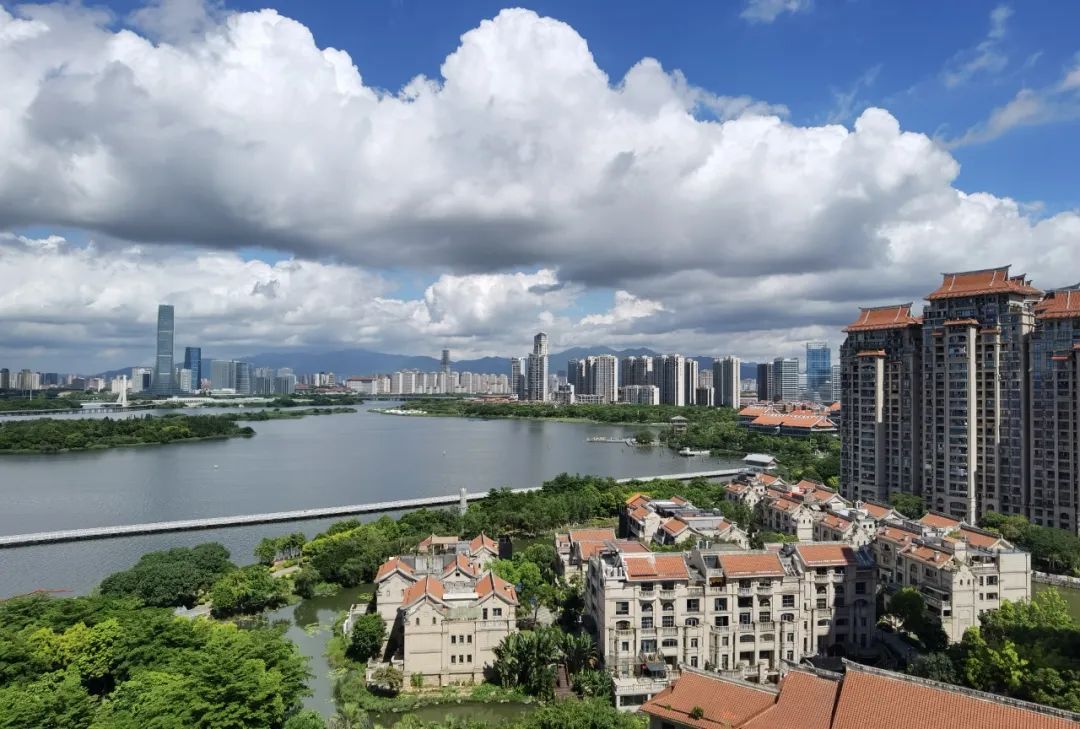 热糊了 ！福建多地预警！厦门今晚22时20分……