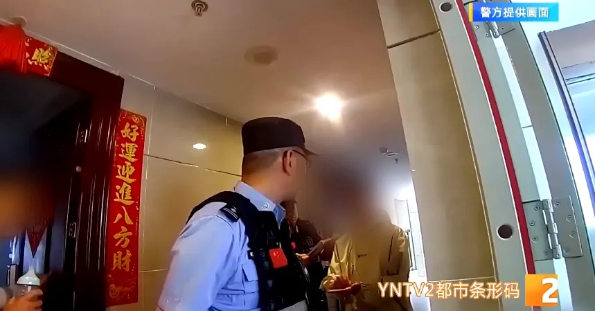 价值3000多元!金项链包裹放家门口不见了!没想到是被…… 价值3000多元!金项链包裹放家门口不见了!没想到是被……