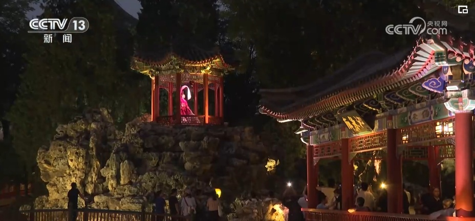 氛围感“拉满”、花样“上新”……夏日文旅“燃”动 释放消费新潜力