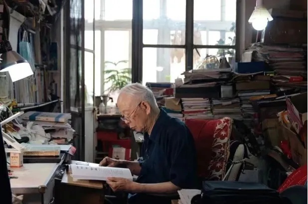 再捐400万！清华老教授夫妇毕生节俭，持续捐赠60年