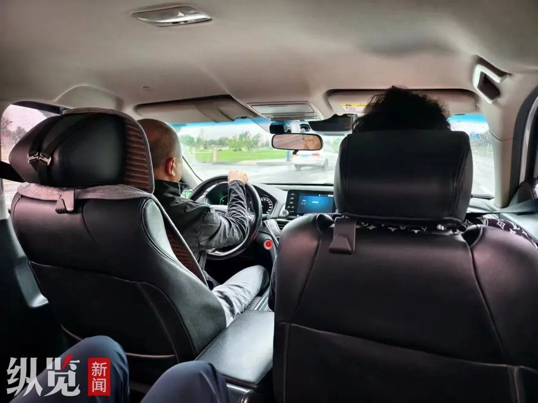 飞机起飞，4名旅客被“遗忘”在贵宾室！最新后续：东航致歉了