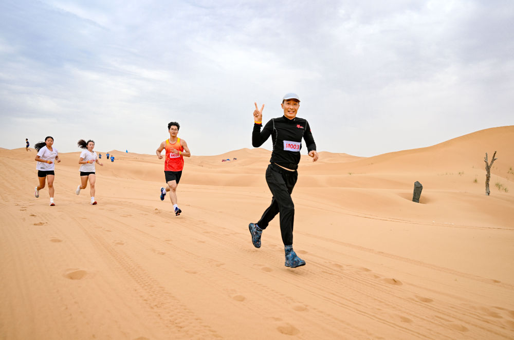 追光 | 大漠健身，专治内耗