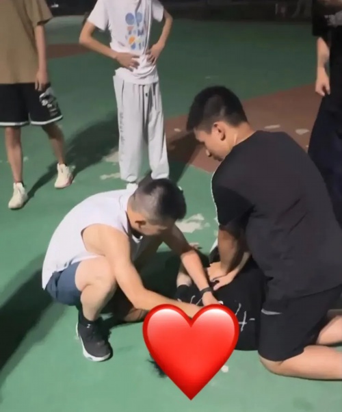 堪称教科书！盛徐荦，冲上热搜