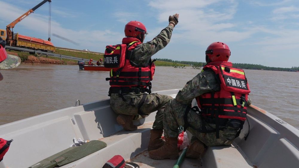 九八抗洪老兵再战洞庭湖 九八抗洪老兵再战洞庭湖