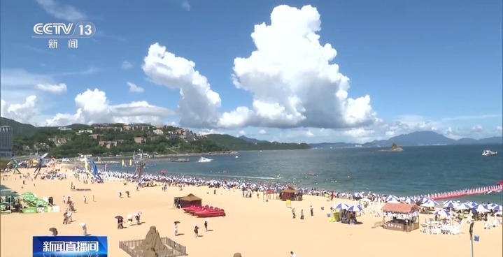 广东深圳地表温度超50℃ 高温天气谨防中暑
