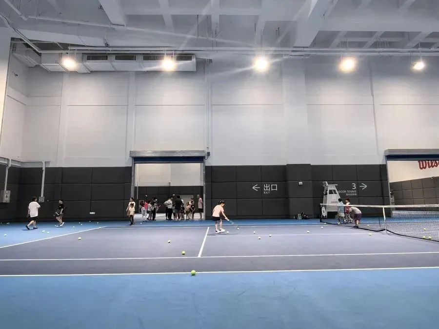 培训班抢占？黄牛也来炒？上海市民苦恼：热门体育场馆约不到了！