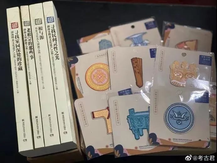 成绩公布，第一名，钟芳蓉！