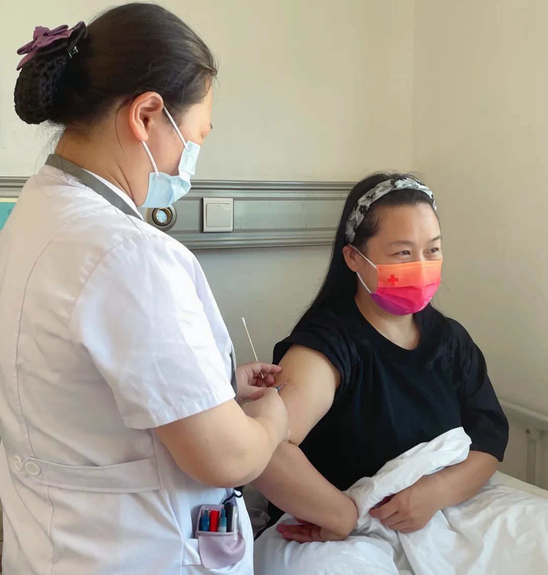 接了一个陌生电话，荆门女老板突然关店来武汉……