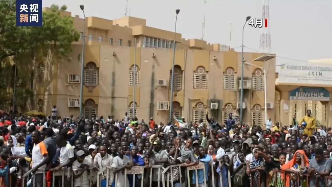 美国撤军! 美国撤军!