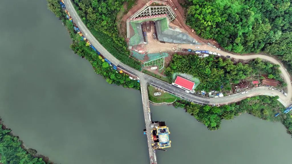 重庆⇋成都50分钟!成渝中线高铁有新消息 重庆⇋成都50分钟!成渝中线高铁有新消息