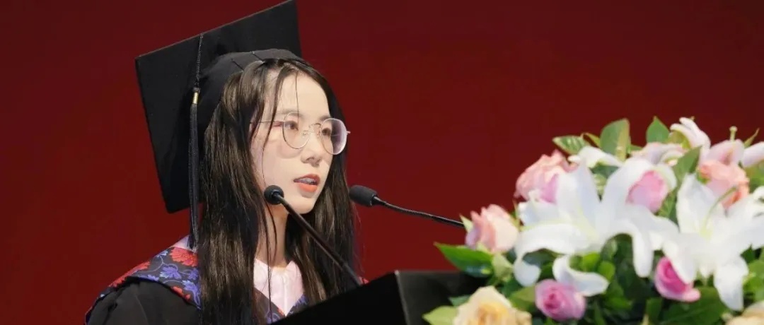 成绩公布，第一名，钟芳蓉！