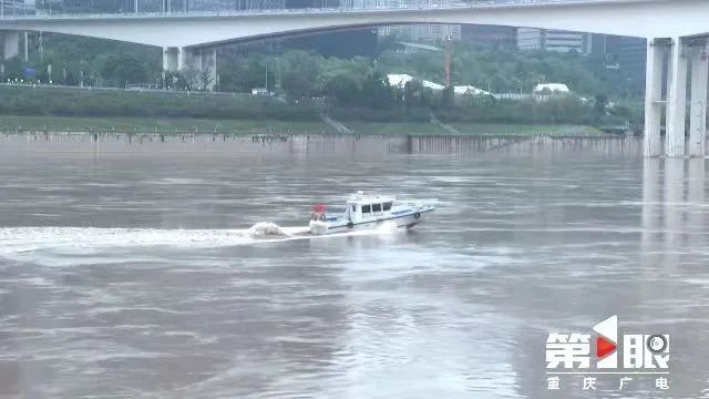 今年嘉陵江首轮洪峰已抵达重庆中心城区