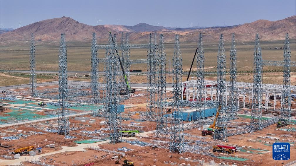 “宁电入湘” 架起空中电力绿色“高速路”