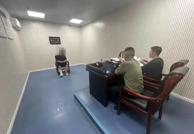 不一会儿,"王经理"告知鄢某某的银行流水
