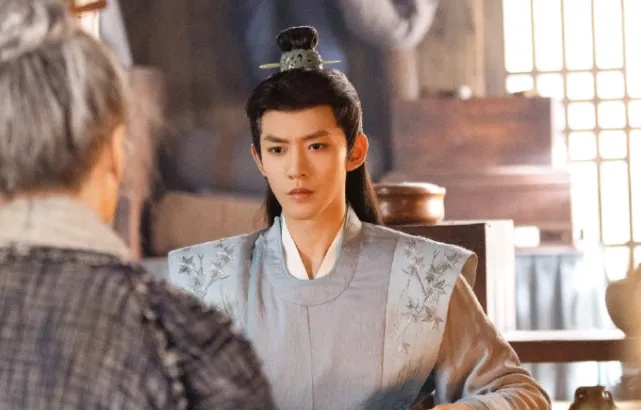 “涂山璟”遭警方喊话！