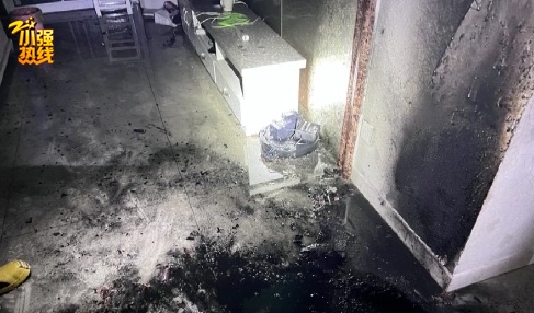 “都有阴影了!”停着的电瓶车突然被烧成空壳!这一点千万要注意… “都有阴影了!”停着的电瓶车突然被烧成空壳!这一点千万要注意…