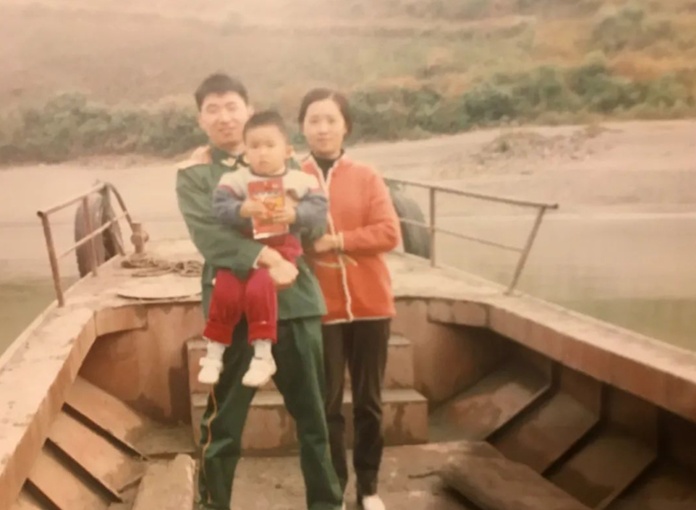 “爸，咱俩这回一定说话算话……”
