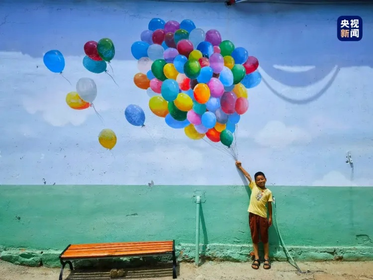 24岁当上村长!这位河南姑娘“在做一件很酷的事” 24岁当上村长!这位河南姑娘“在做一件很酷的事”