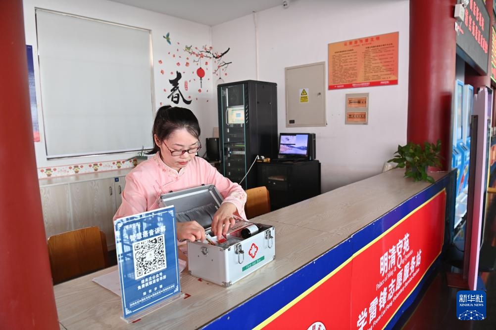 浙江东阳：暑期景区贴心服务送清凉