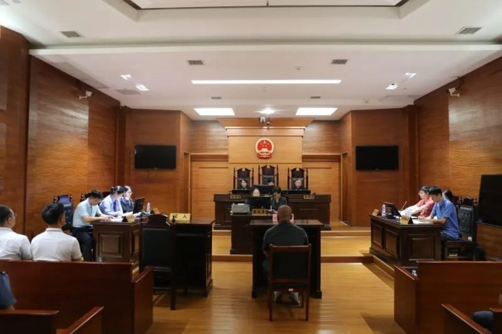 一码归一码！缓刑犯见义勇为，被这样褒奖