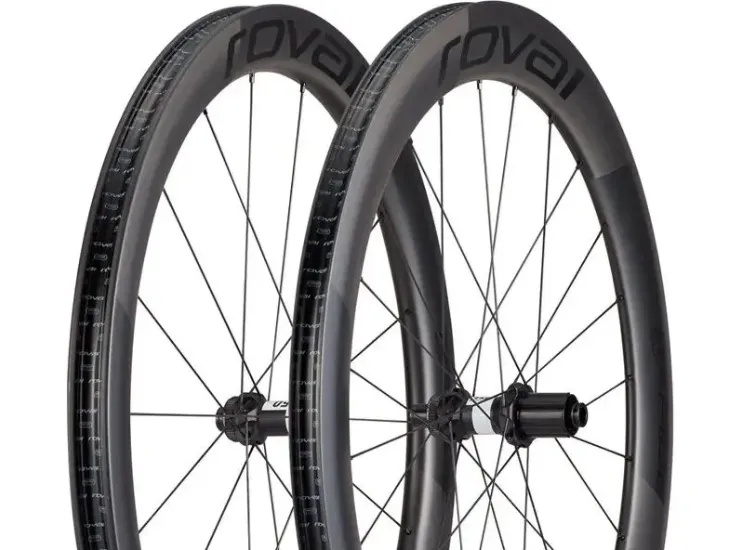 事发上海滨江！13岁男孩逆行撞上十几万元自行车…看到赔偿金额，家长无法接受