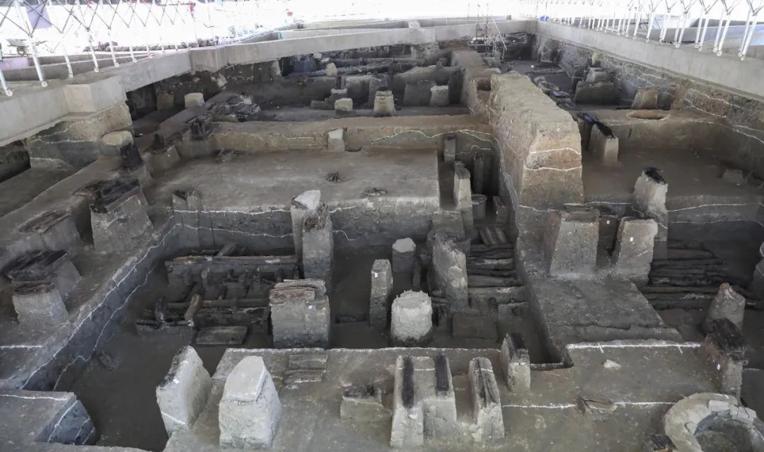 学校扩建项目竟变成考古现场？还挖到了......