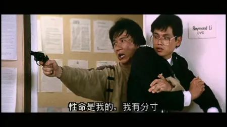 香港警察换新枪→国产CF98-A！超酷细节…