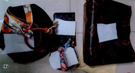 女高中生被PUA七年：家中被骗卖房，损失200多万！细节披露