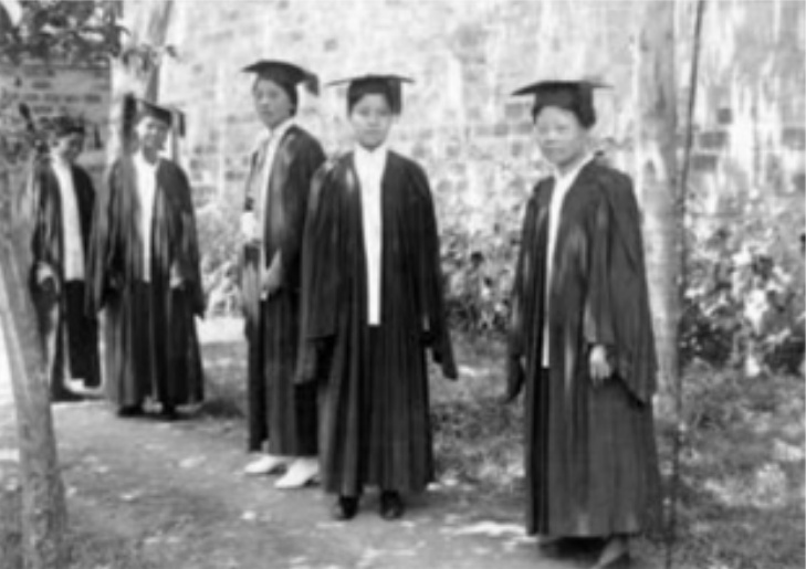 毕业季,我们的学位服是怎样发展而来的? 毕业季,我们的学位服是怎样发展而来的?