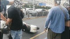 收网!当场查获黄金400克,追回80余万元! 收网!当场查获黄金400克,追回80余万元!