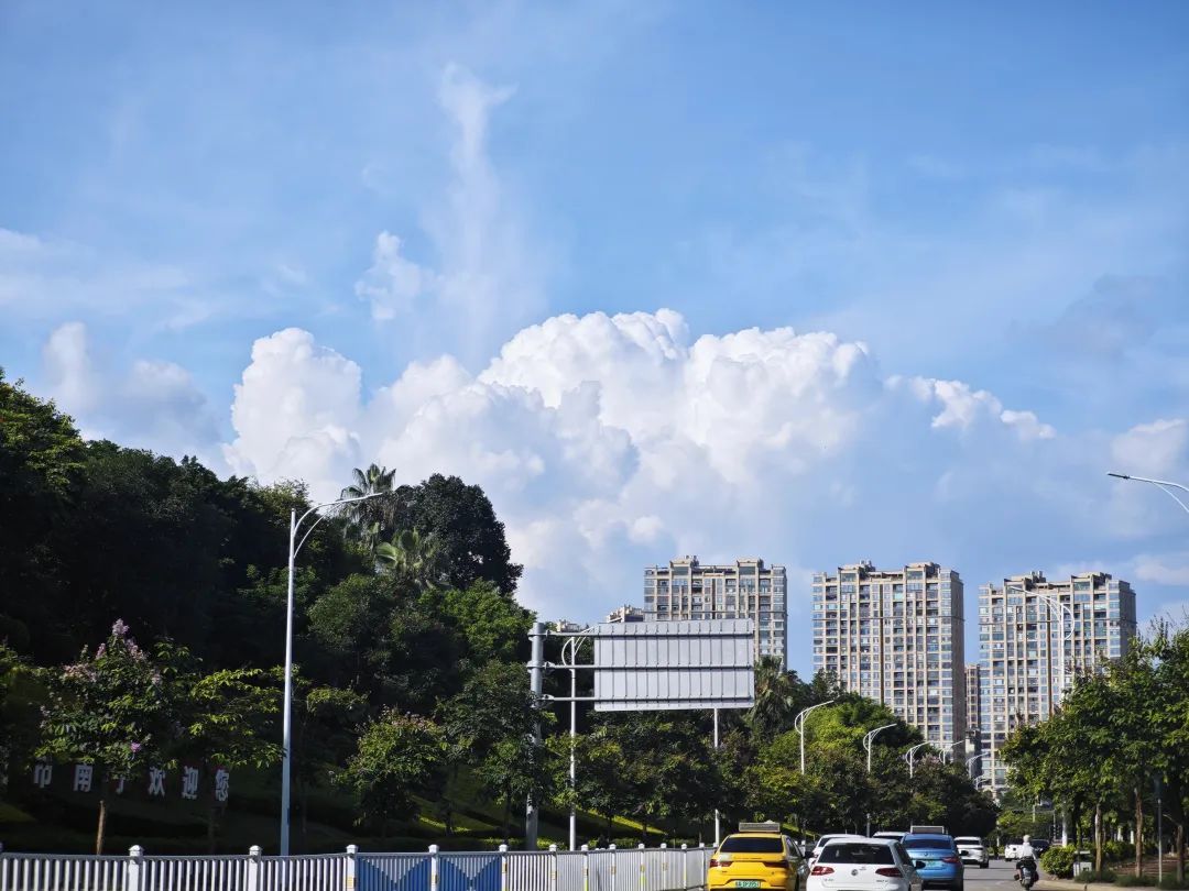 南宁高温黄色预警信号生效中！外出注意防暑防晒