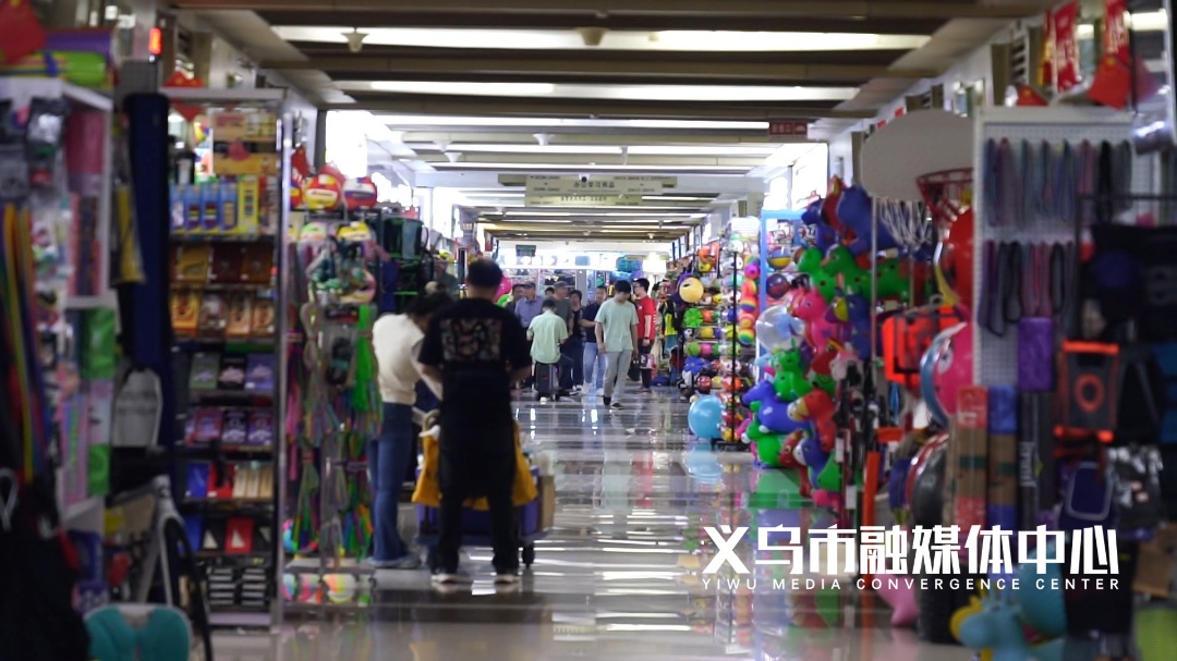 冲上热搜!集体涨价!义乌老板:订单量上涨30%以上 冲上热搜!集体涨价!义乌老板:订单量上涨30%以上