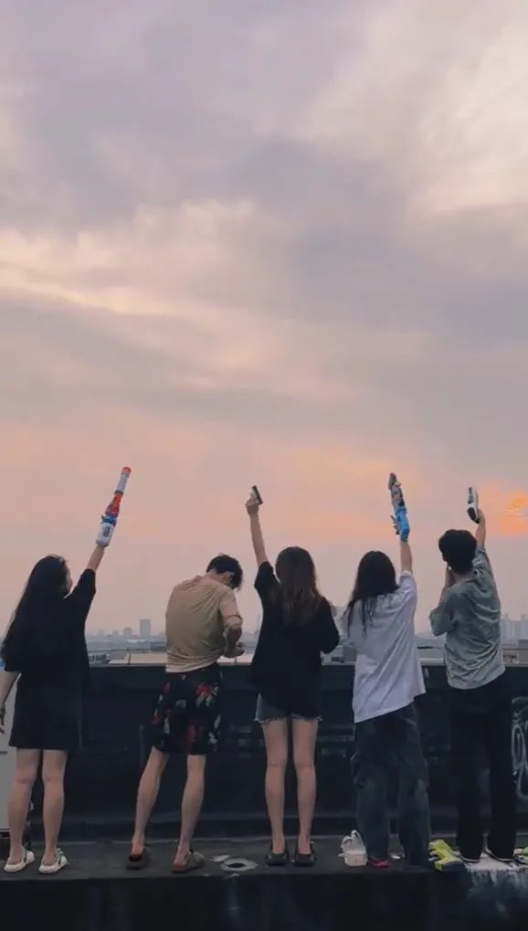 “童年玩具”突然卖爆!浙江有商家一天出货超万件 “童年玩具”突然卖爆!浙江有商家一天出货超万件