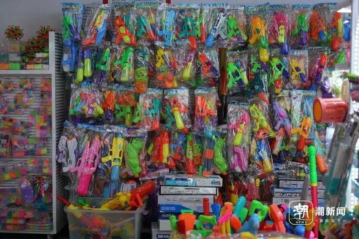 “童年玩具”突然卖爆!浙江有商家一天出货超万件 “童年玩具”突然卖爆!浙江有商家一天出货超万件