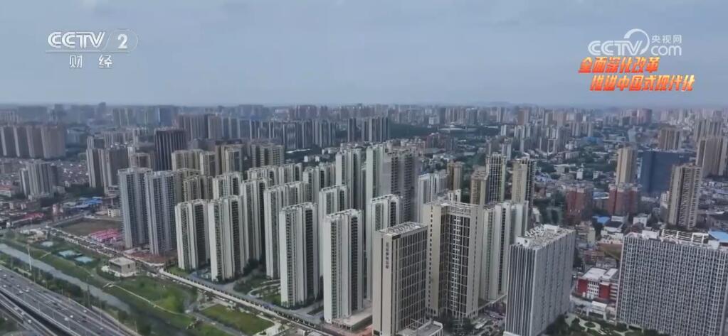 齐发力、促转型 政策“组合拳”精准施策 房地产市场回升向好