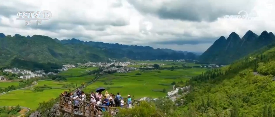 独特优势释放“向上”文旅潜力 “宝藏小城”接住了这“泼天的富贵”