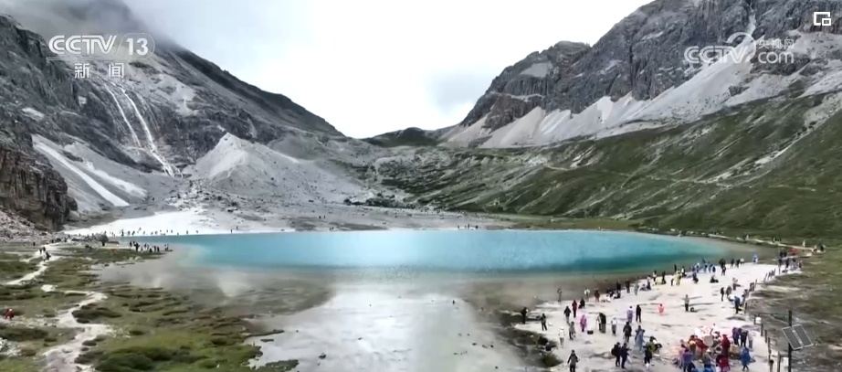 独特优势释放“向上”文旅潜力 “宝藏小城”接住了这“泼天的富贵”