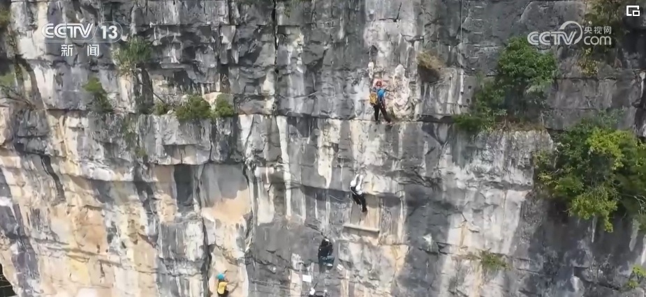独特优势释放“向上”文旅潜力 “宝藏小城”接住了这“泼天的富贵”