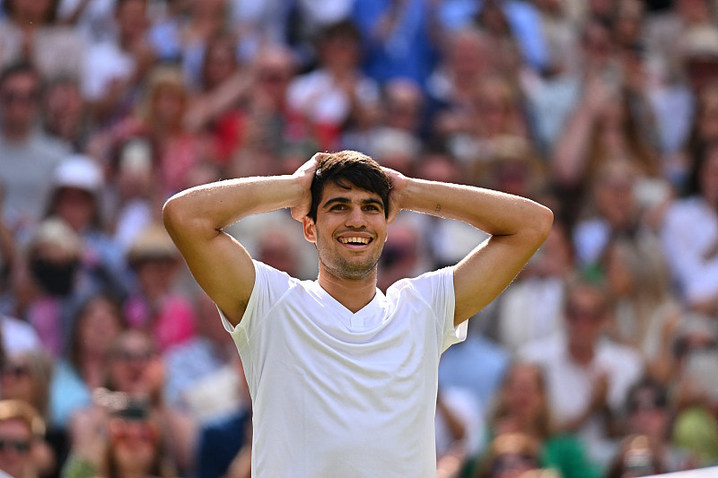 21岁阿尔卡拉斯四捧大满贯前无古人 37岁德约赢得更大尊重 21岁阿尔卡拉斯四捧大满贯前无古人 37岁德约赢得更大尊重