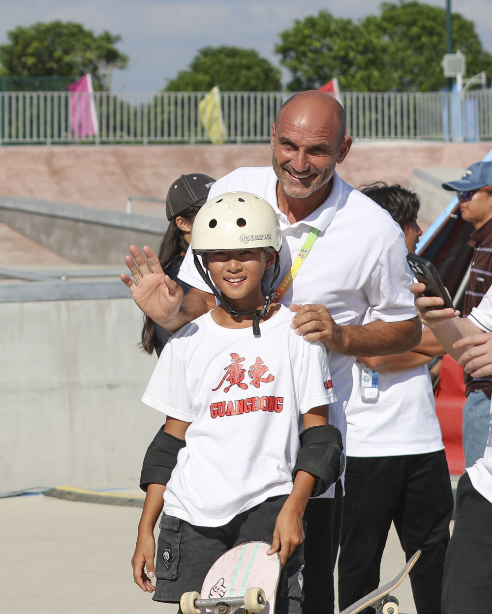 巴黎奥运会 | 11岁女孩“玩儿”进巴黎奥运会——记中国奥运军团最年轻运动员郑好好
