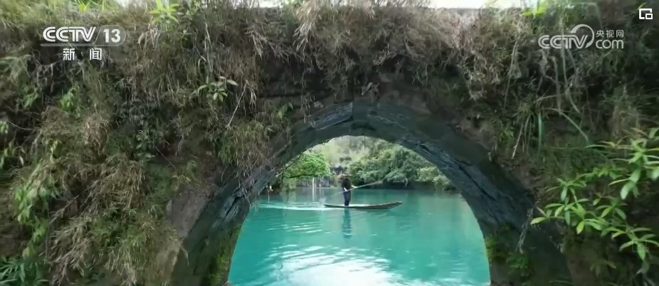 独特优势释放“向上”文旅潜力 “宝藏小城”接住了这“泼天的富贵”