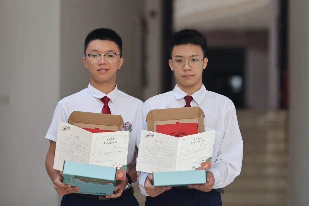 中大首封，他们已签收！