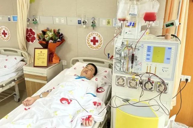 杭州“小马哥”突然戒烟戒酒!一个月瘦身20斤,就为这天! 杭州“小马哥”突然戒烟戒酒!一个月瘦身20斤,就为这天!