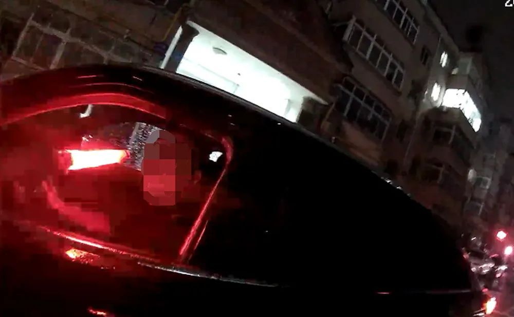 济南一男子醉驾被查,电话叫来其父“帮忙”,结果也被查了 济南一男子醉驾被查,电话叫来其父“帮忙”,结果也被查了