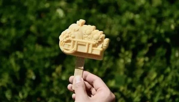 好city啊，北京高校“专属清凉”上新！网友：“怎样让学校不经意间看到……”