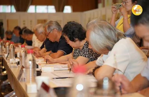 18年坚守！陕师大毛笔手写通知书开笔！