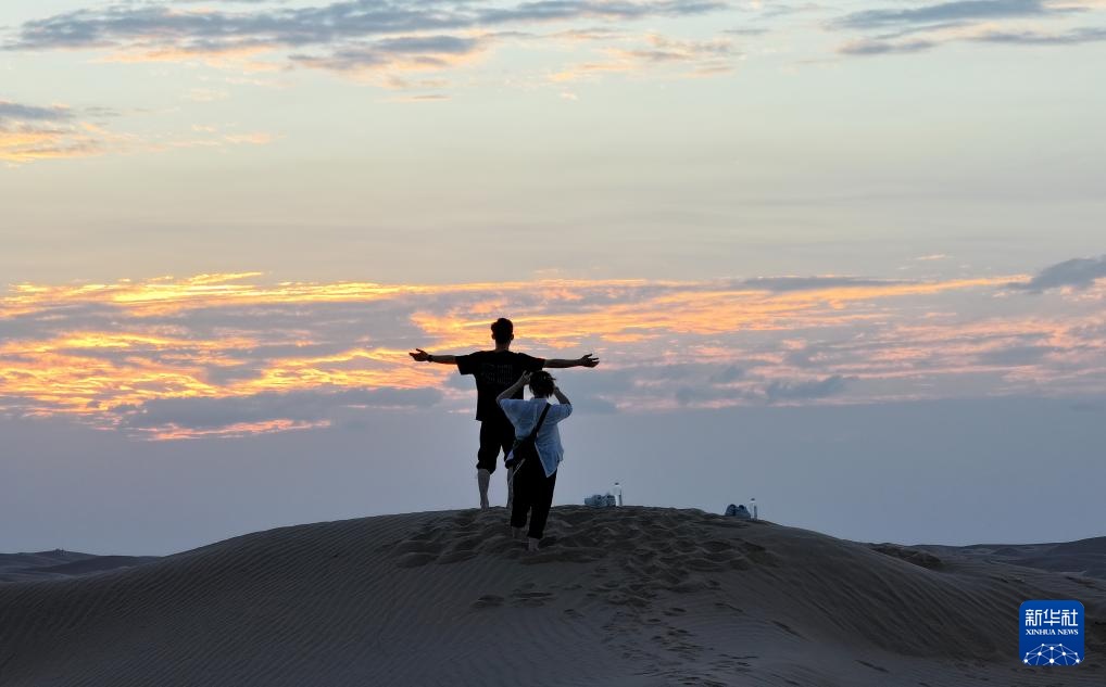 宁夏中卫第十四届丝绸之路大漠黄河文化旅游节开幕 宁夏中卫第十四届丝绸之路大漠黄河文化旅游节开幕