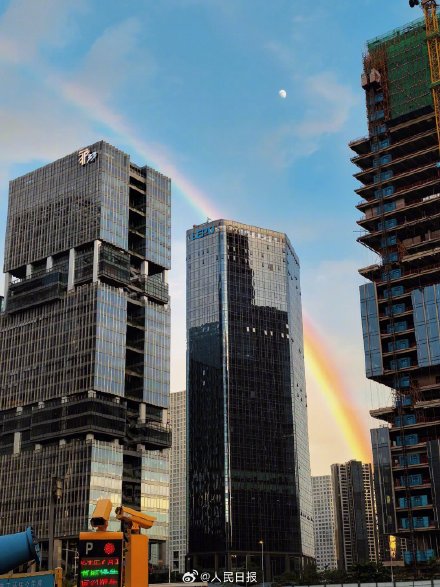 好运加倍！深圳天空现双彩虹超浪漫