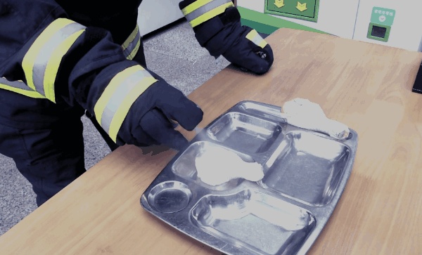 防晒喷雾使用不当,1小时可致“白肺”!医生提醒 防晒喷雾使用不当,1小时可致“白肺”!医生提醒