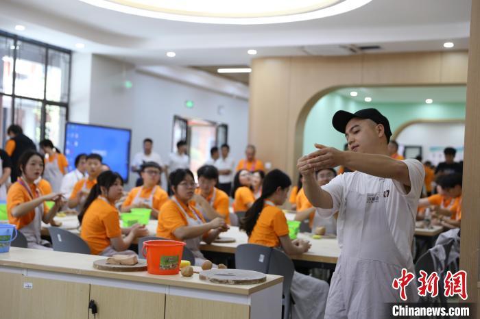 台湾青年参访江西：跨越海峡看到的是中华文化底蕴